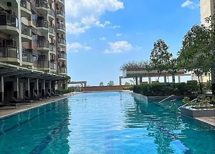 Bayfront Bliss The Radiance Bay مانيلا