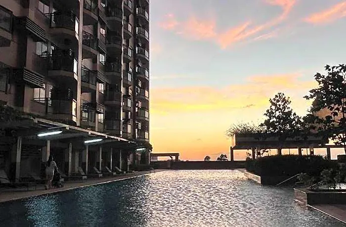 Bayfront Bliss The Radiance Bay 5*